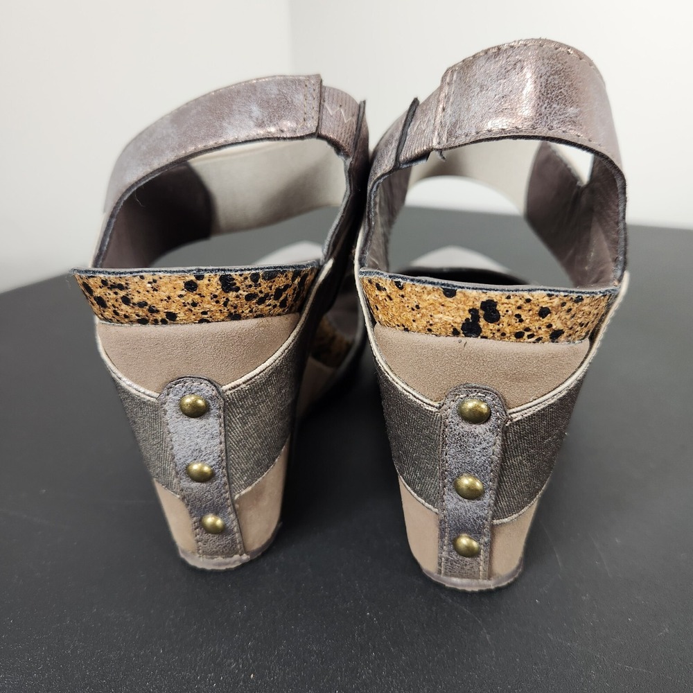 Corkys Timeout Metallic wedge shoes Womens Sz 8 - Picture 4 of 8